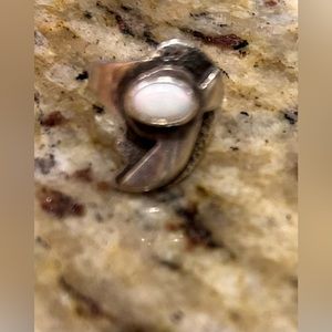 Vintage sterling white turquoise stone small size ring